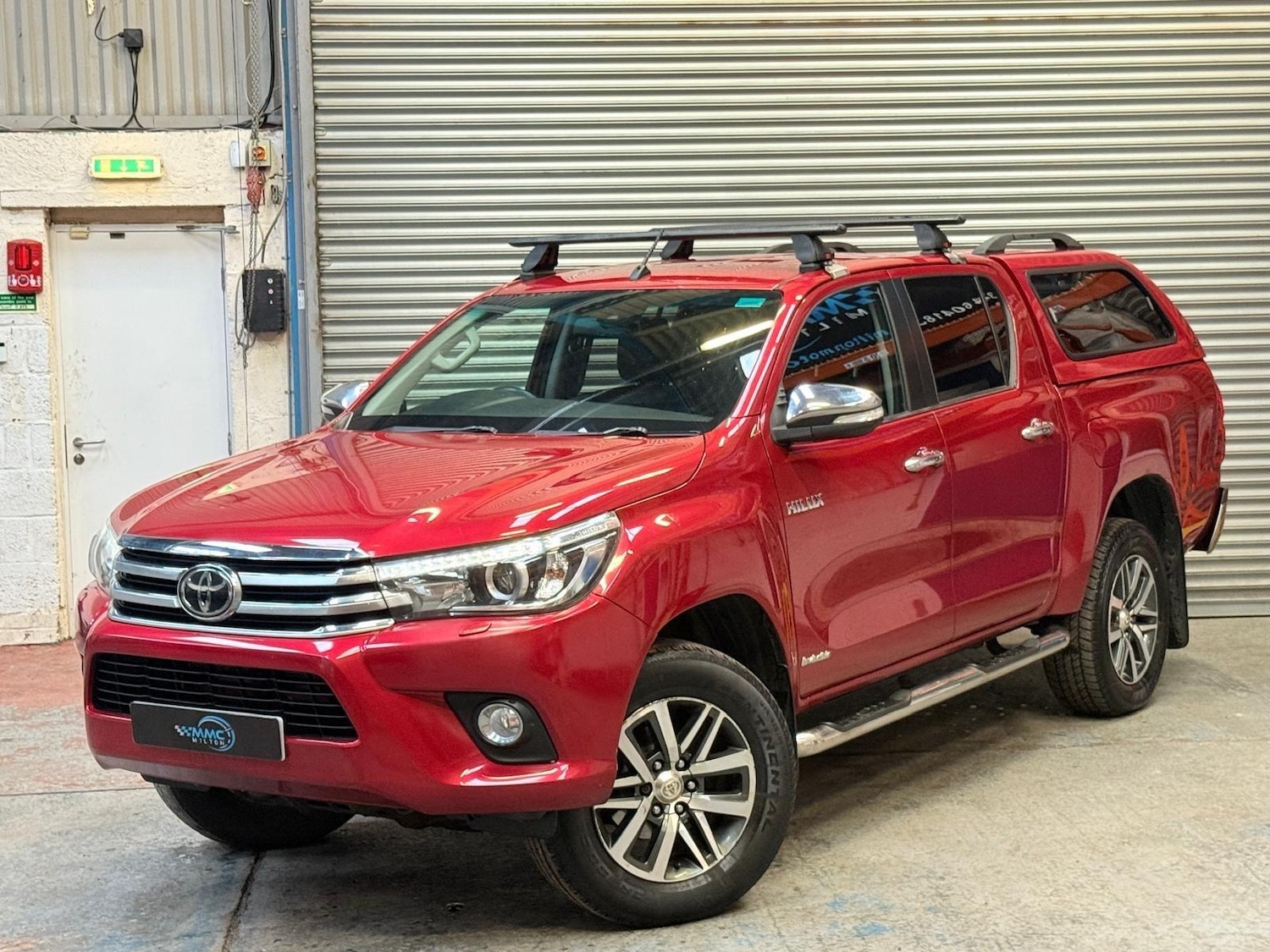 Used Toyota Hilux 2017 for sale - 77549710: Photo 2