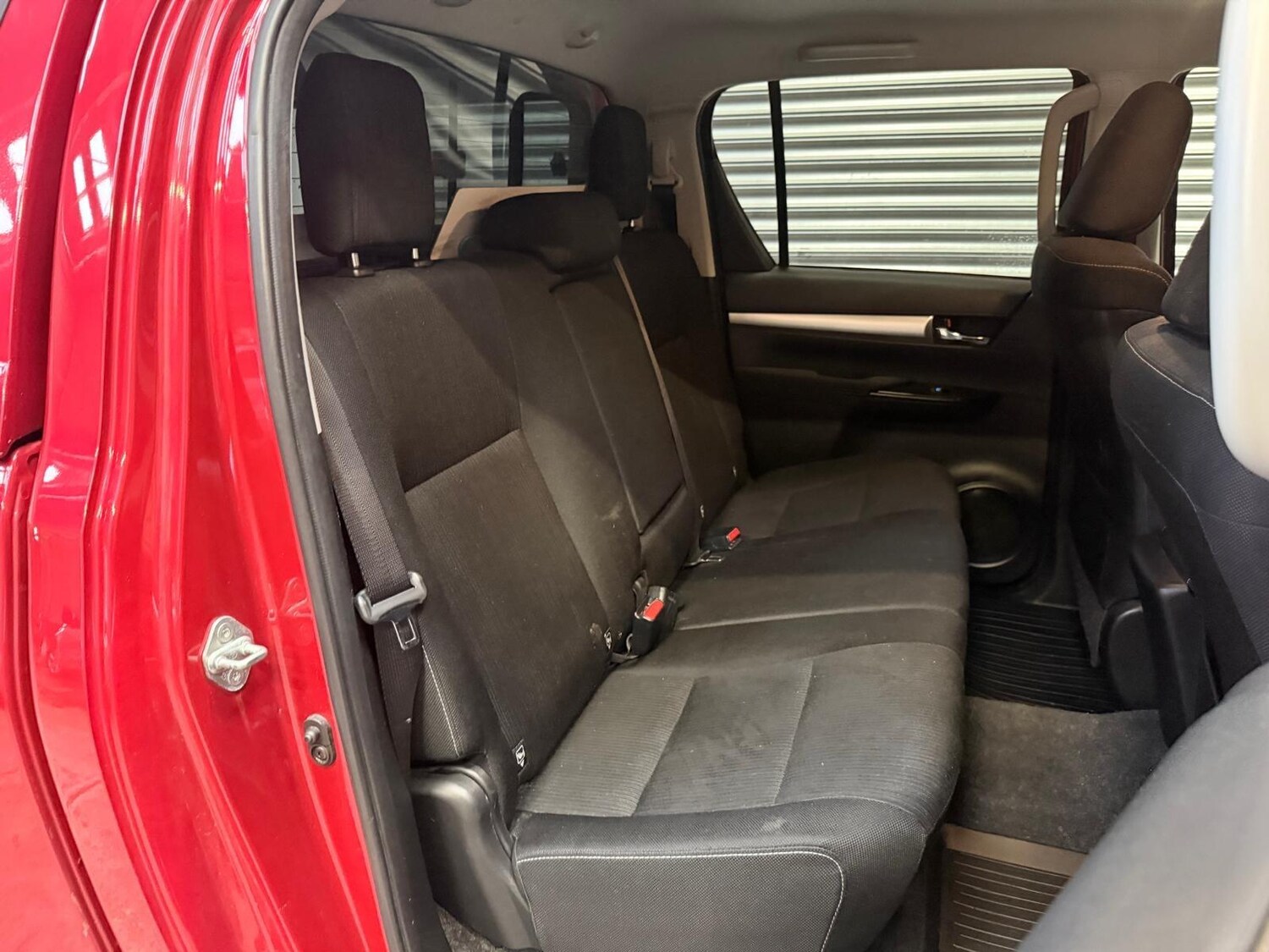 Used Toyota Hilux 2017 for sale - 77549710: Photo 30