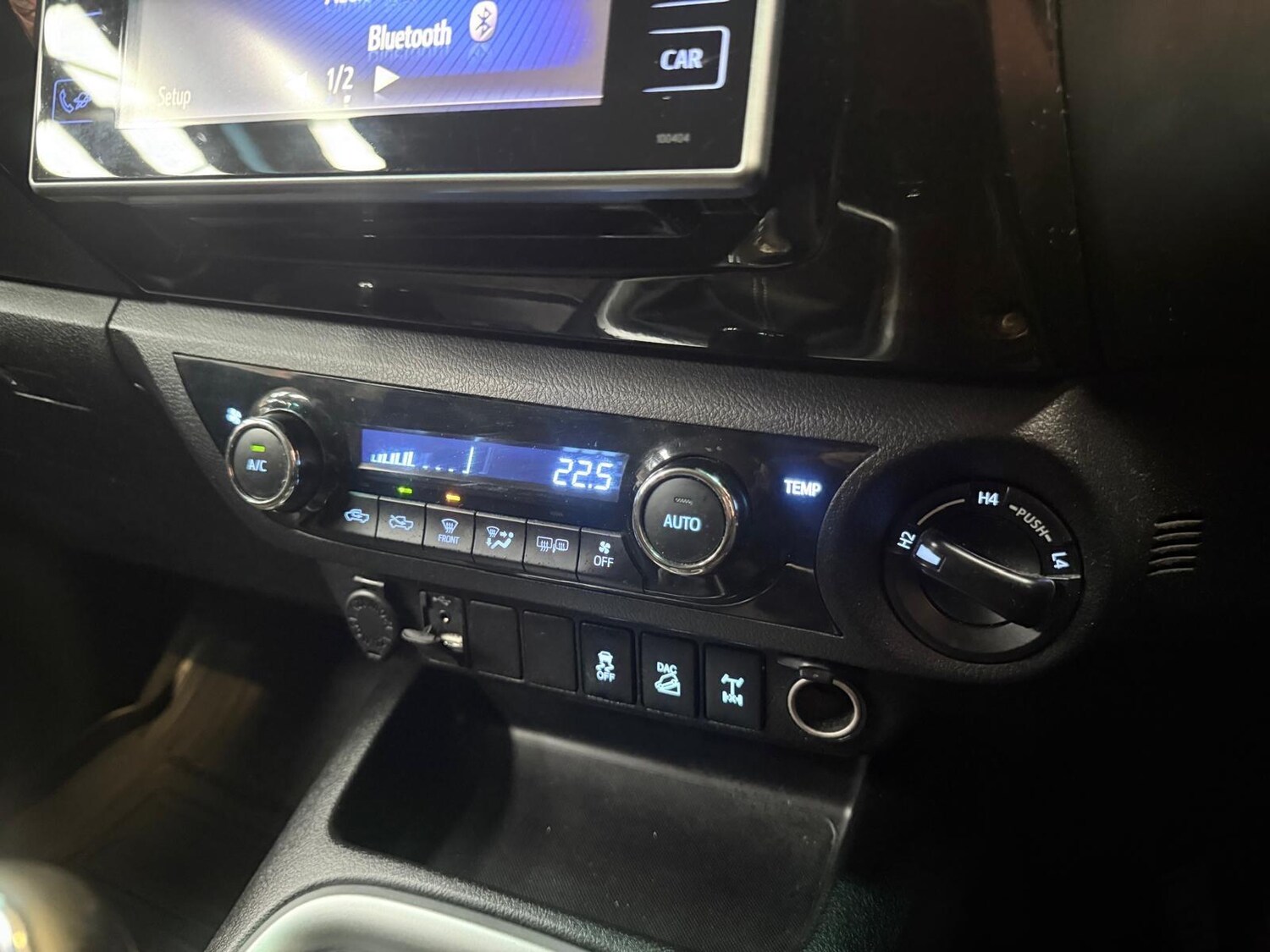 Used Toyota Hilux 2017 for sale - 77549710: Photo 35