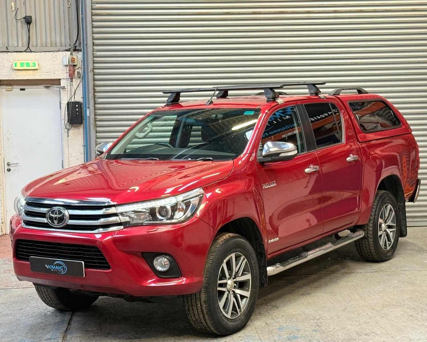 Used Toyota Hilux 2017 for sale - 77549710: Photo 4