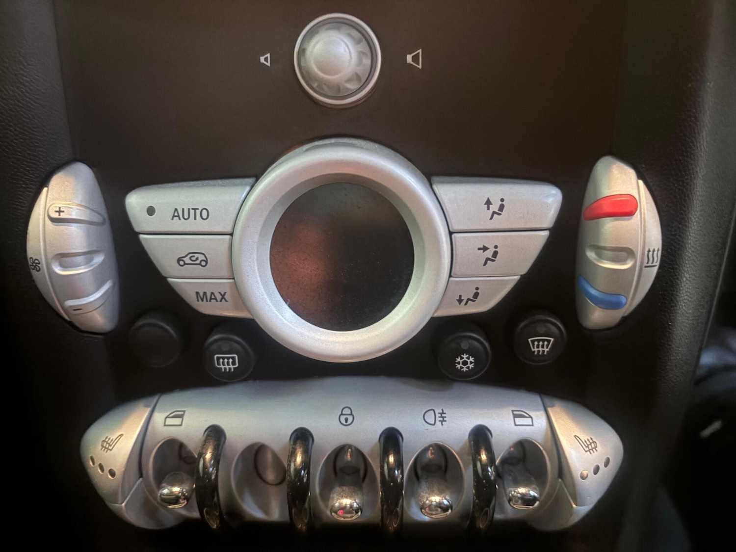 Used MINI Hatch 2010 for sale - 77737074: Photo 24