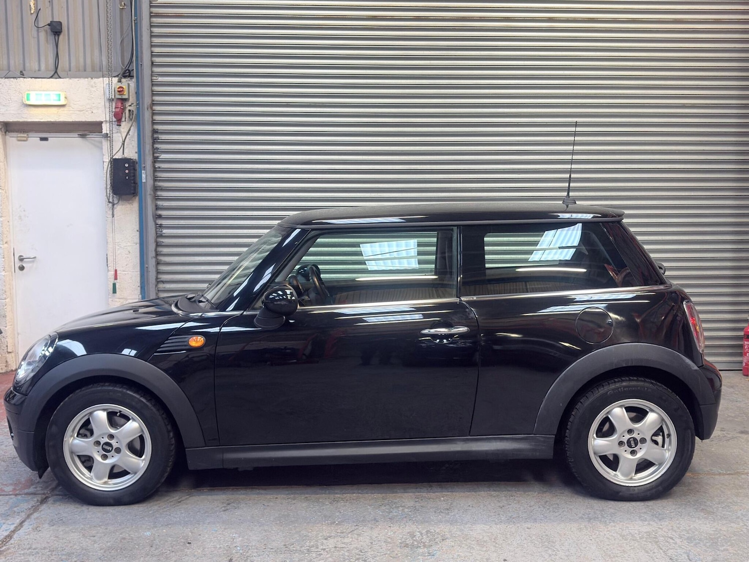 Used MINI Hatch 2010 for sale - 77737074: Photo 8