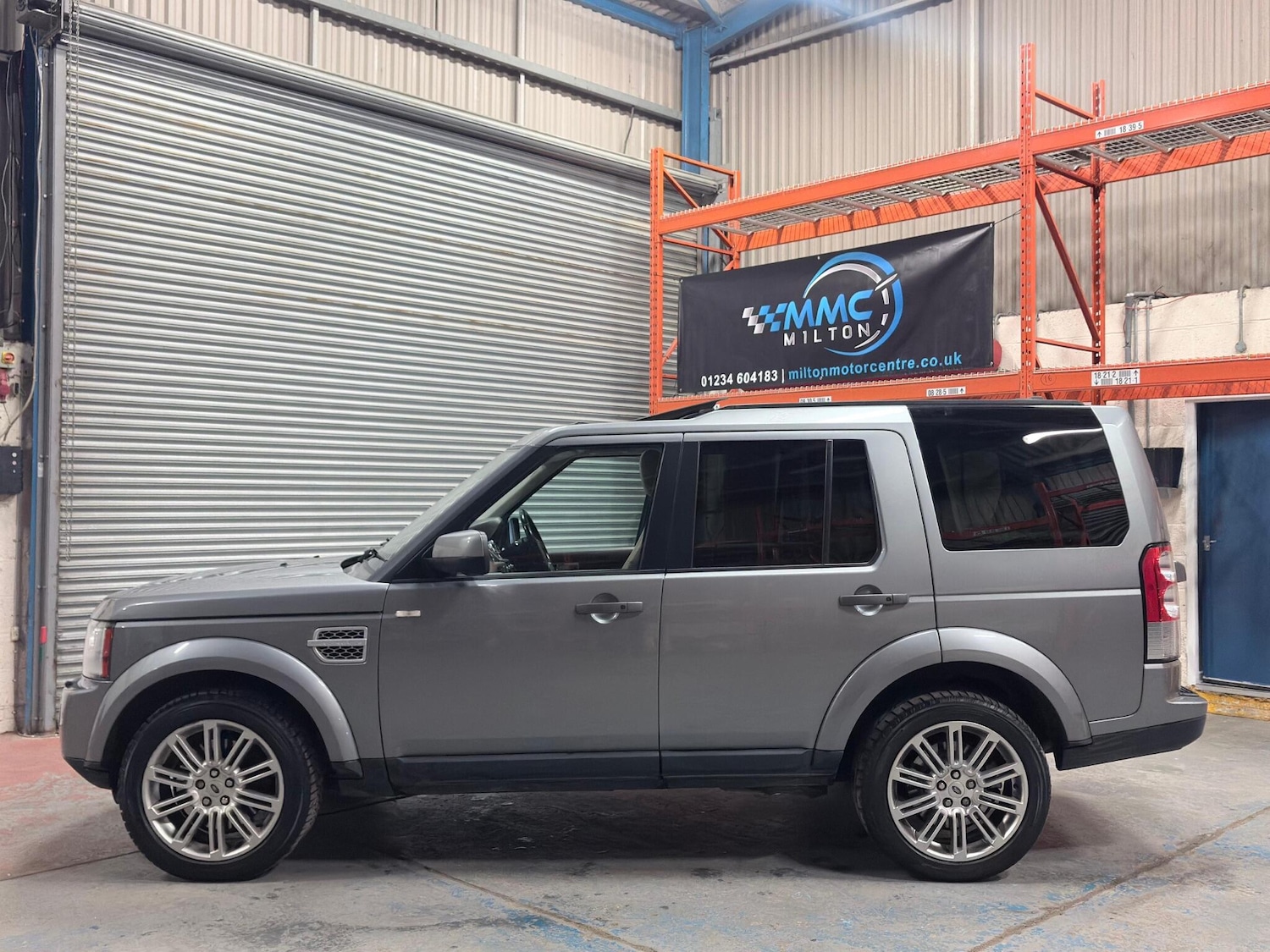 Used Land Rover Discovery 4 for sale - 77081327: Photo 11