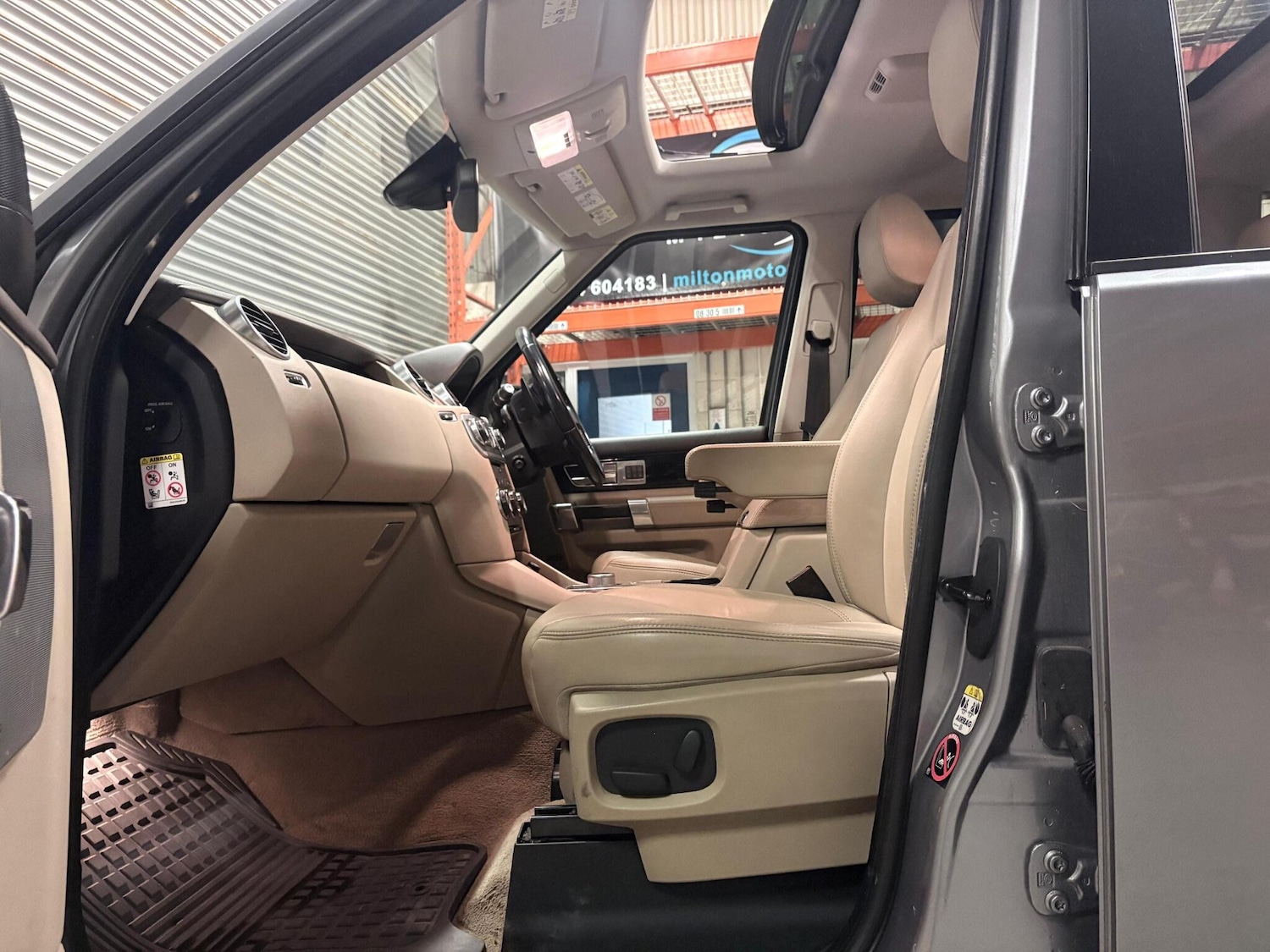 Used Land Rover Discovery 4 for sale - 77081327: Photo 20