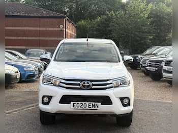 Used Toyota Hilux 2020 for sale - 76701219: Photo