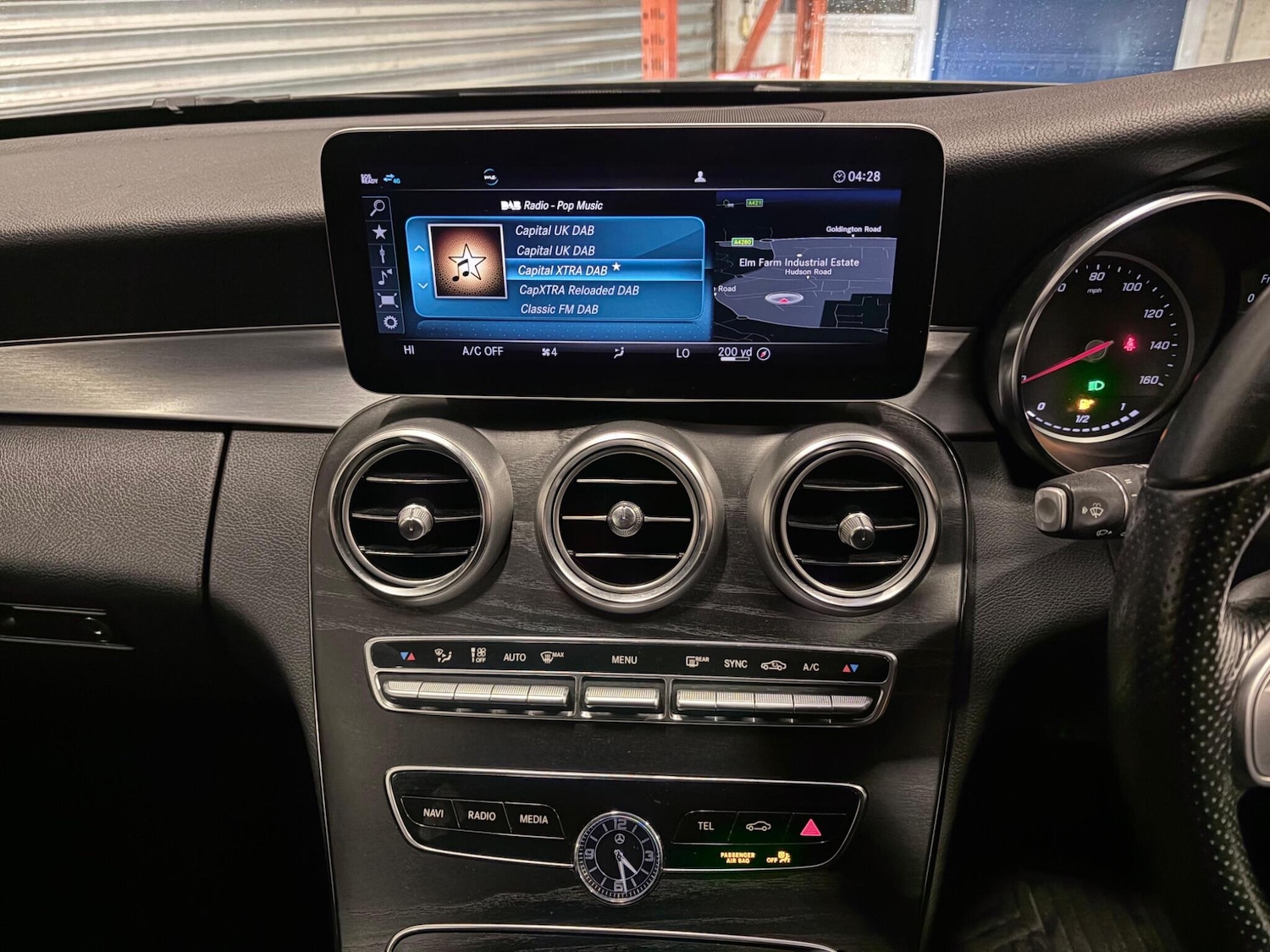 Used Mercedes-Benz C Class for sale - 77242392: Photo 34