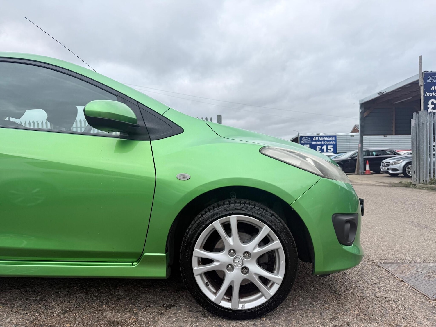 Used Mazda Mazda2 2009 for sale - 76473056: Photo 17