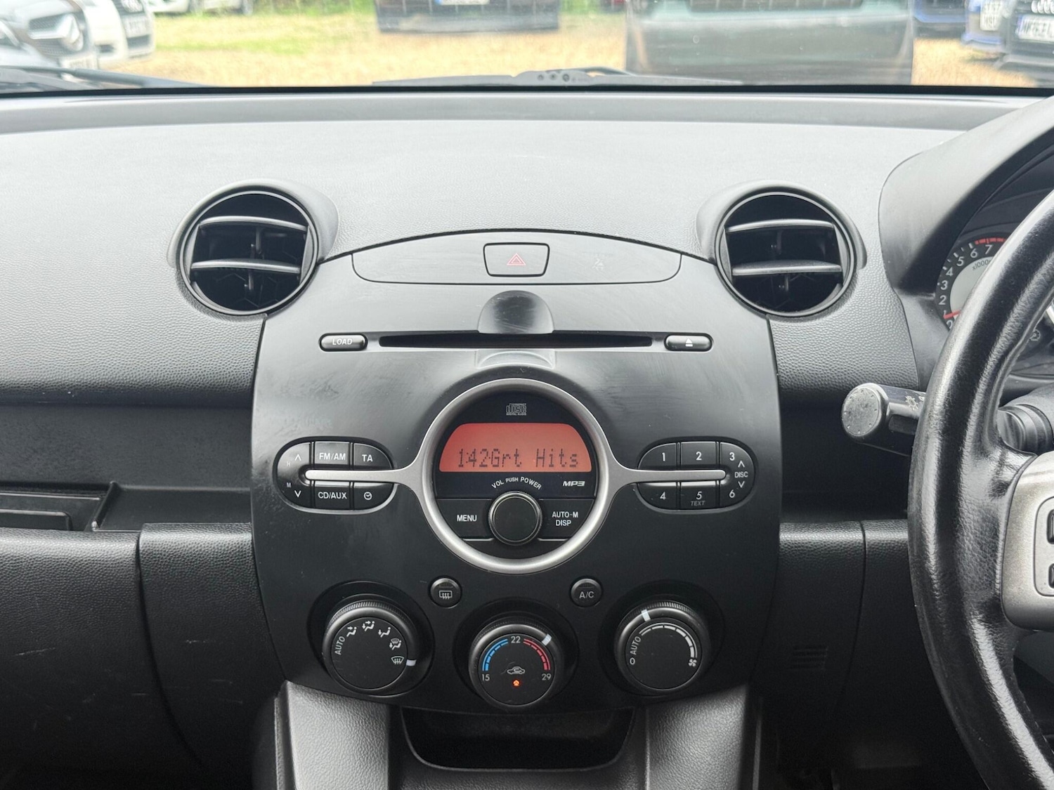 Used Mazda Mazda2 2009 for sale - 76473056: Photo 25