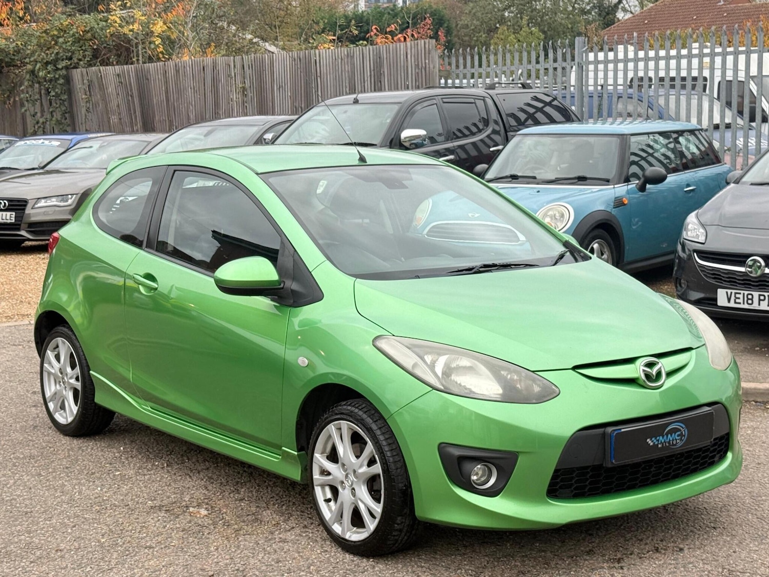 Used Mazda Mazda2 2009 for sale - 76473056: Photo 3