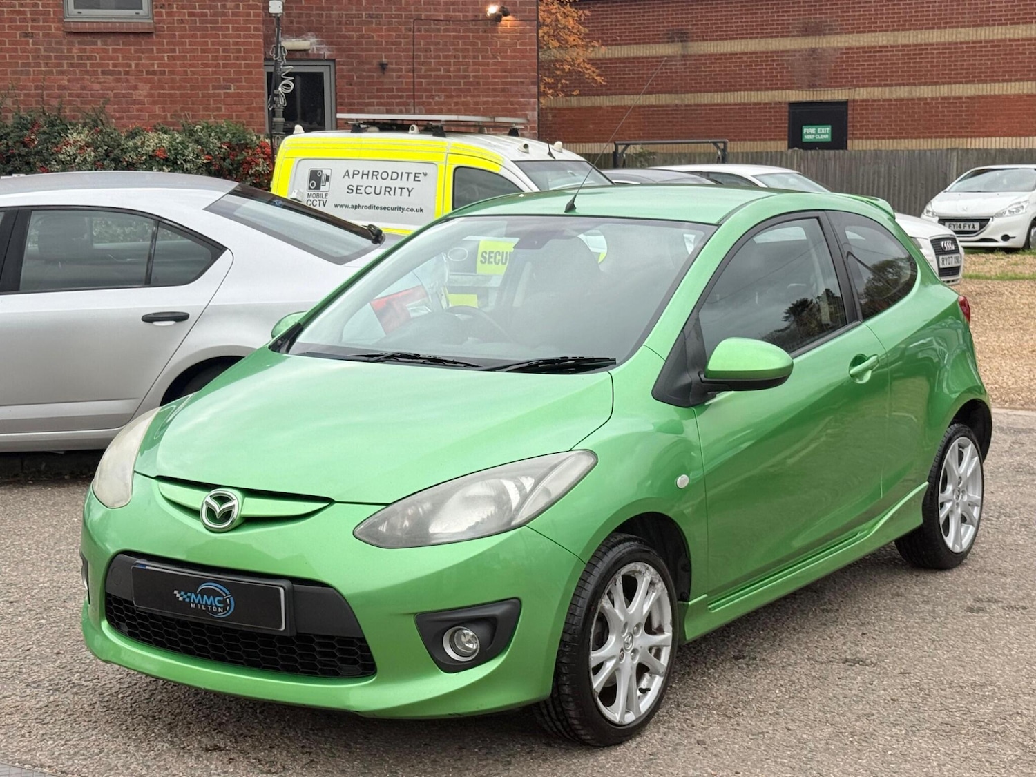 Used Mazda Mazda2 2009 for sale - 76473056: Photo 4