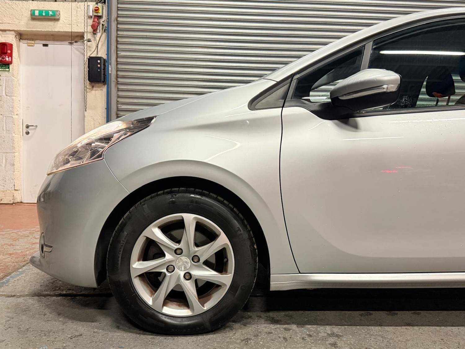 Used Peugeot 208 2015 for sale - 77054035: Photo 12