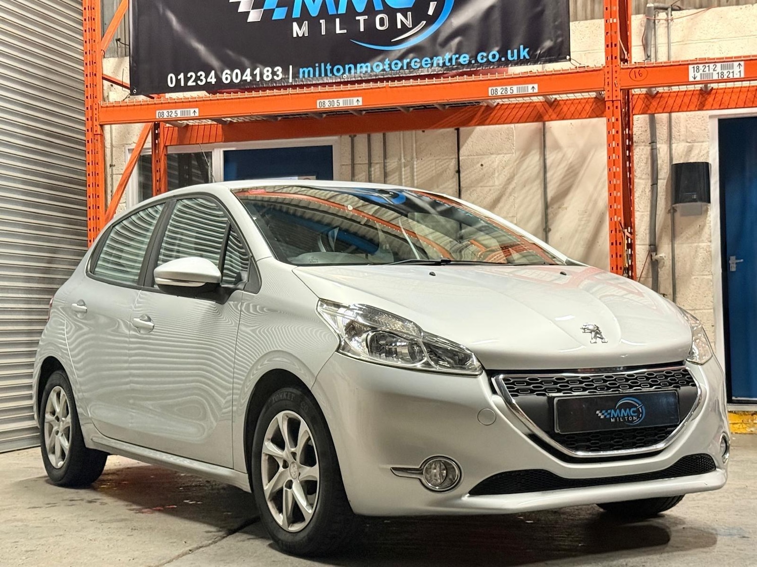 Used Peugeot 208 2015 for sale - 77054035: Photo 2