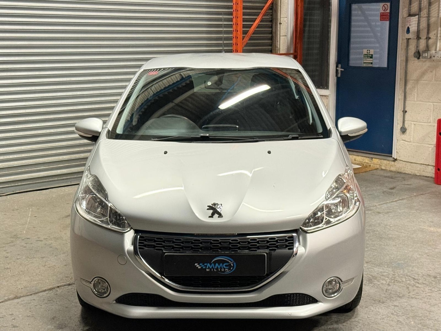 Used Peugeot 208 2015 for sale - 77054035: Photo 6