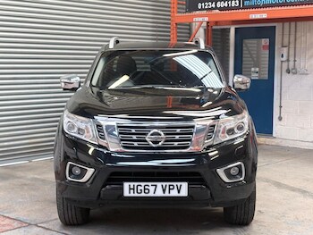 Used Nissan Navara 2018 for sale - 77230213: Photo