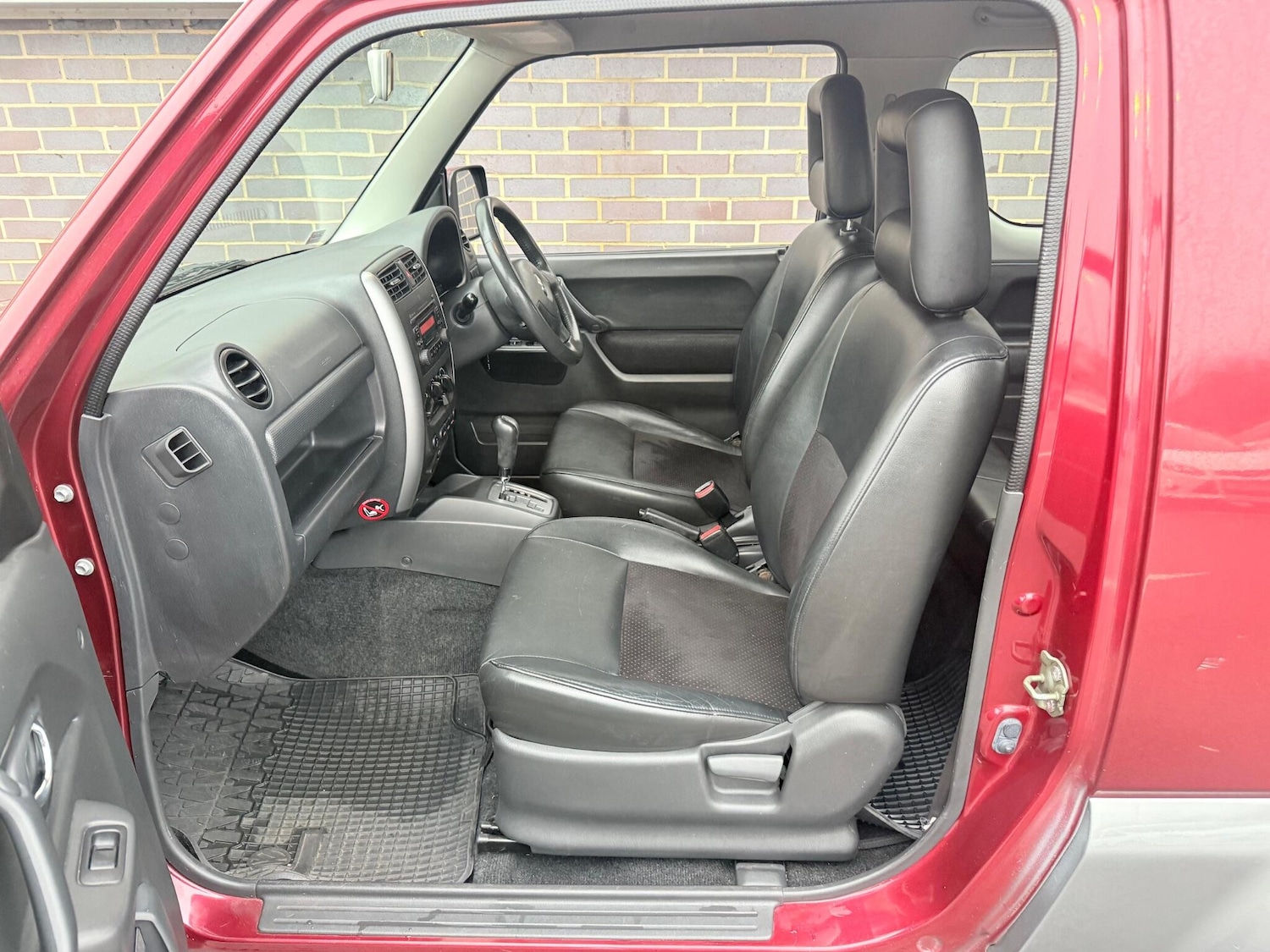 Used Suzuki Jimny 2007 for sale - 76585298: Photo 30