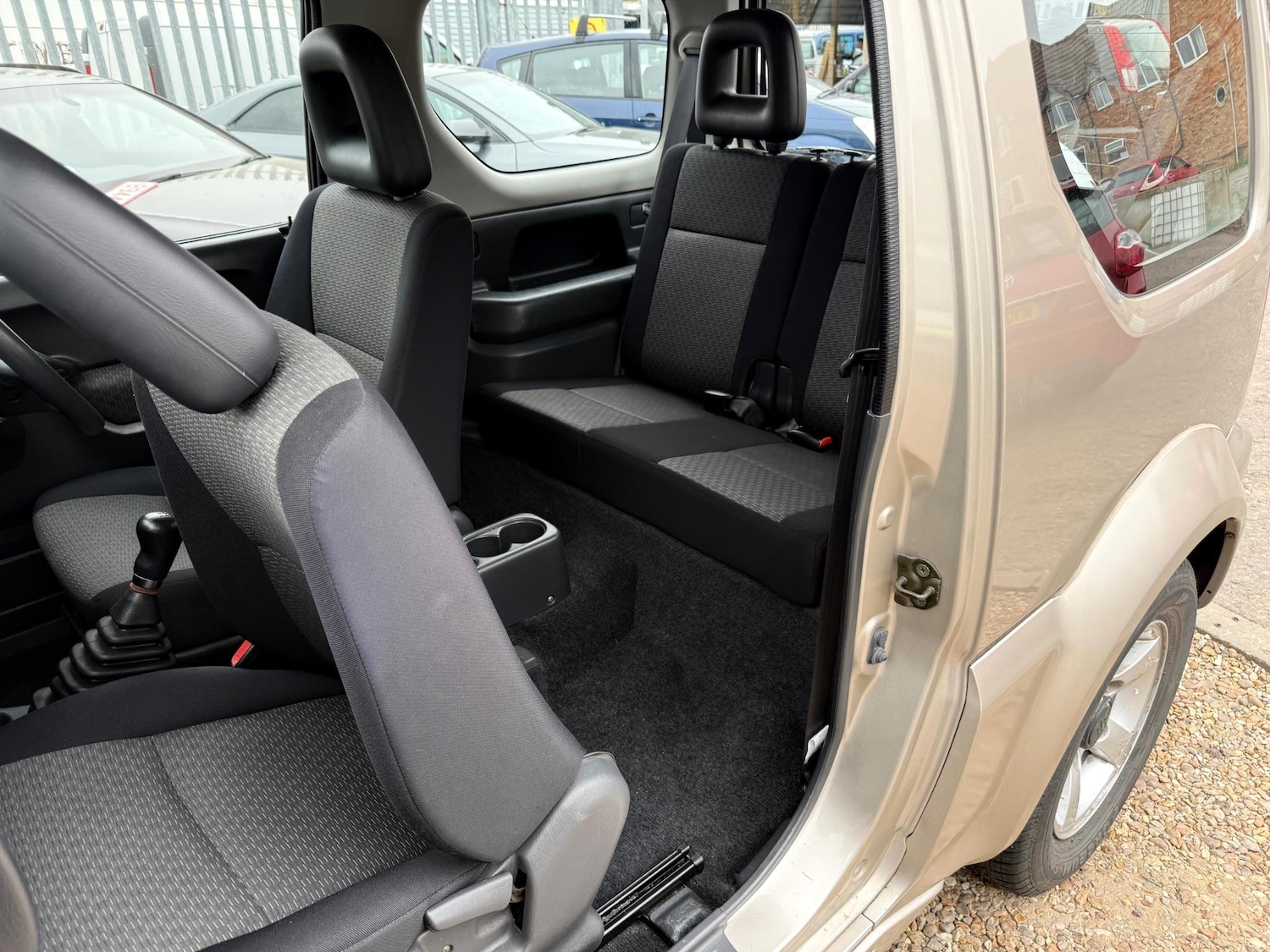 Used Suzuki Jimny 2005 for sale - 76153063: Photo 28