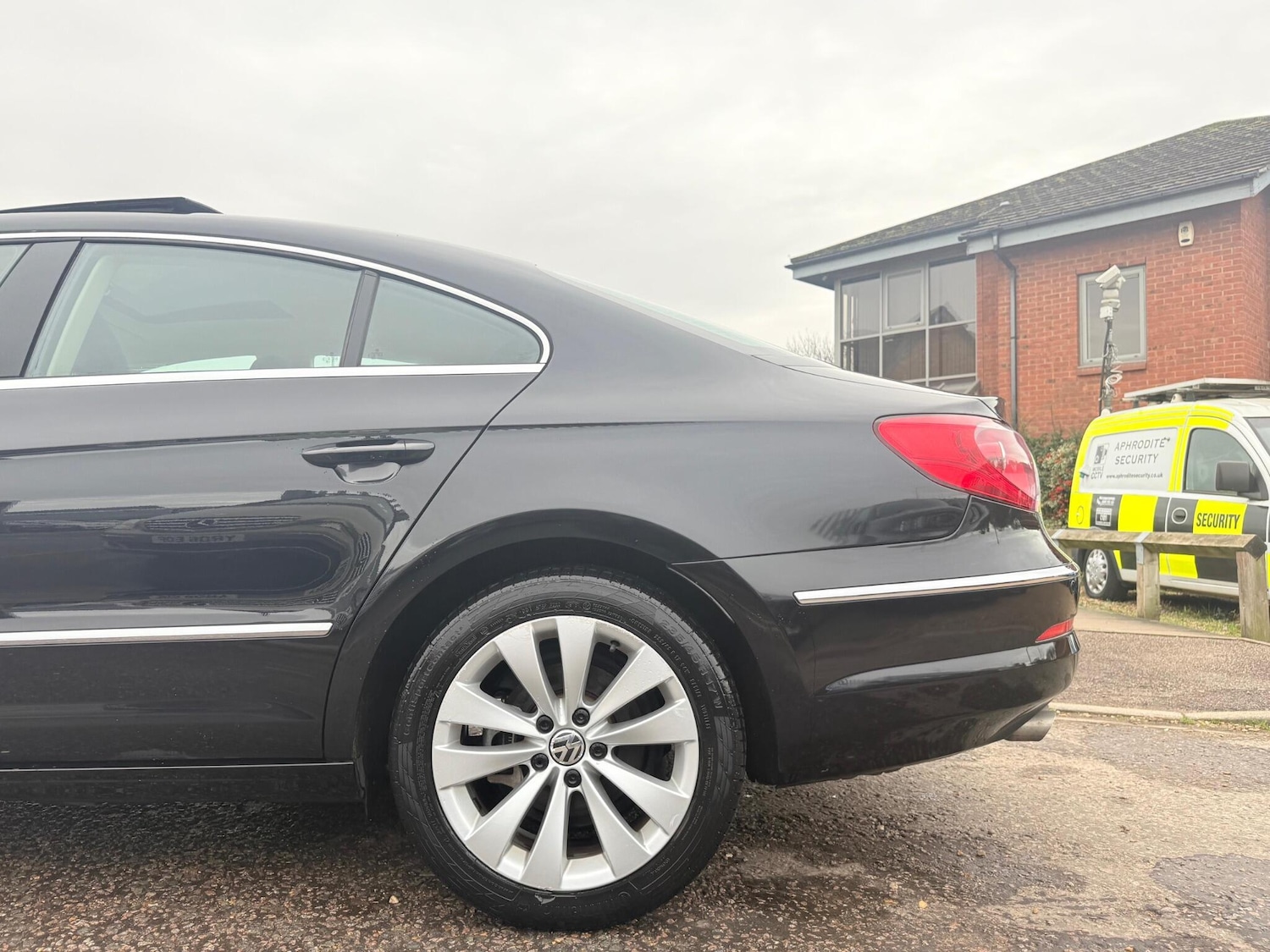 Used Volkswagen Passat 2009 for sale - 76975620: Photo 15