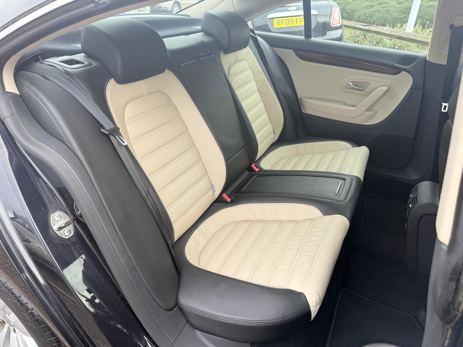 Used Volkswagen Passat 2009 for sale - 76975620: Photo 28