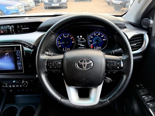 Used Toyota Hilux 2020 for sale - 75200155: Photo 25