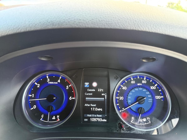 Used Toyota Hilux 2020 for sale - 75200155: Photo 27