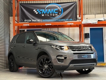 Used Land Rover Discovery Sport 2017 for sale - 79540348: Photo