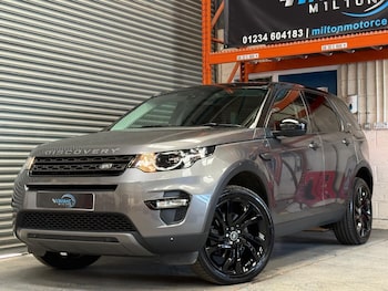 Used Land Rover Discovery Sport 2017 for sale - 79540348: Photo