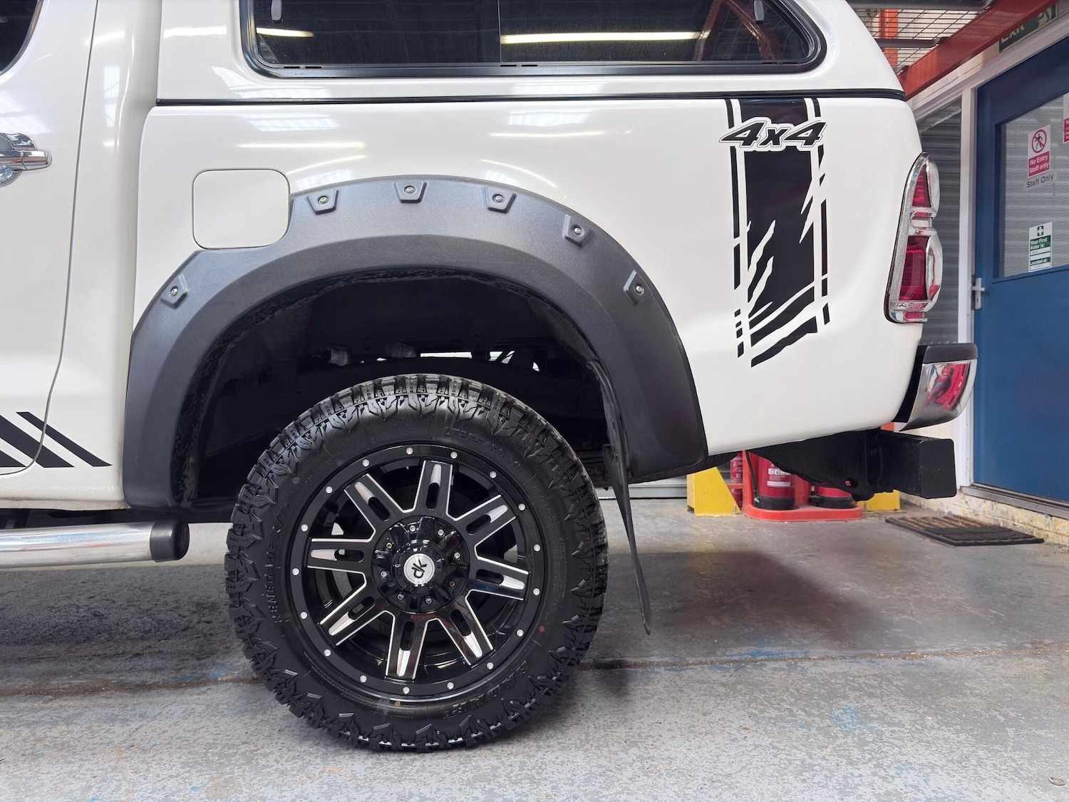 Used Toyota Hilux 2016 for sale - 78127702: Photo 17