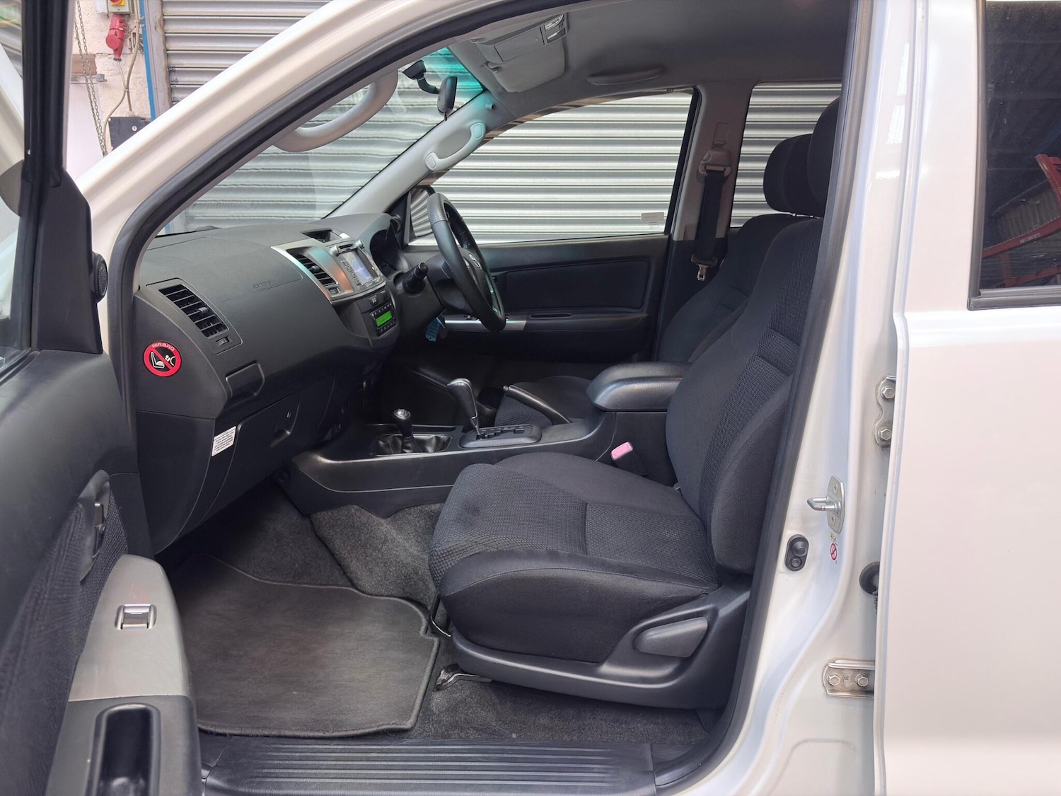 Used Toyota Hilux 2016 for sale - 78127702: Photo 21