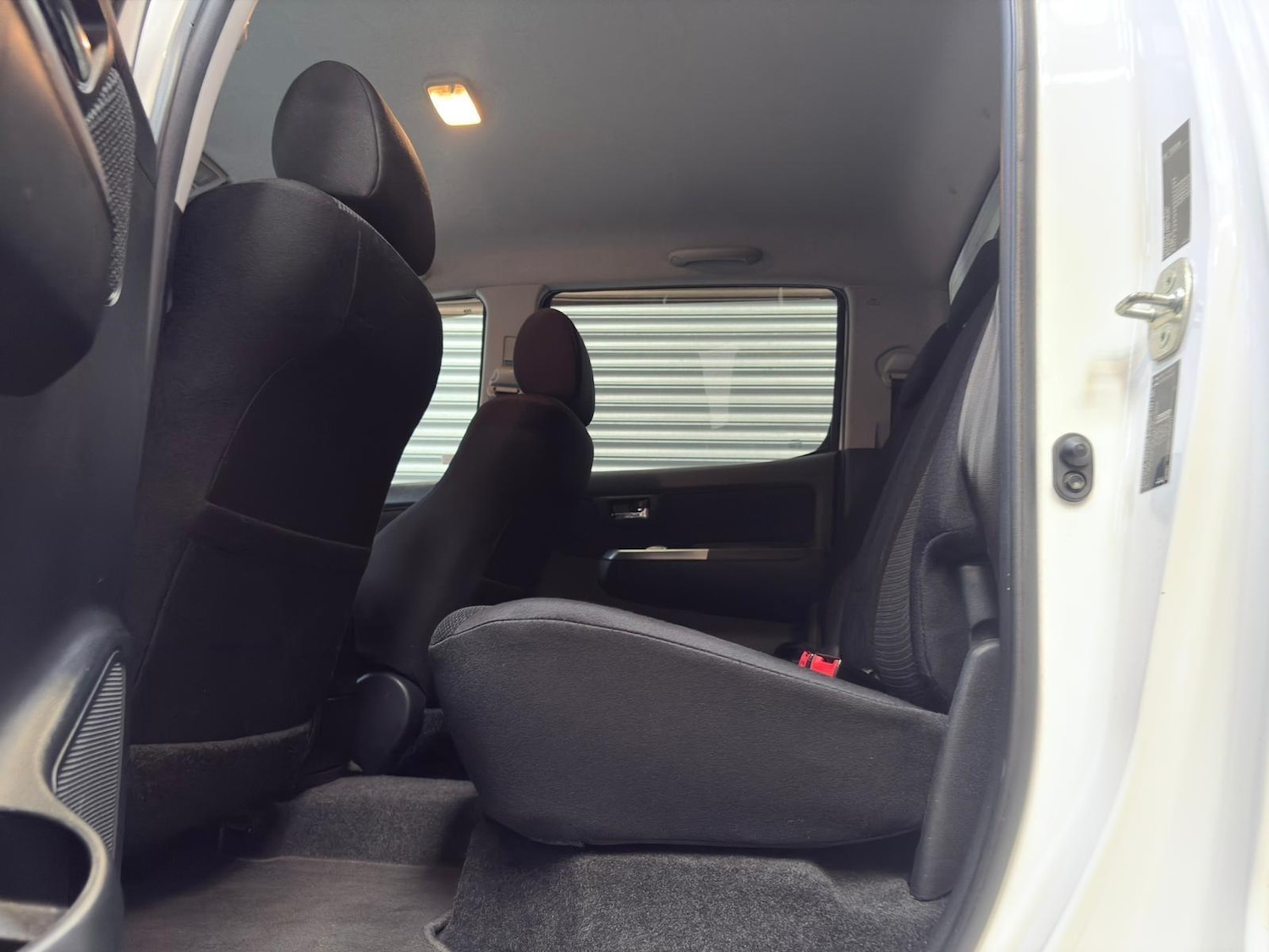 Used Toyota Hilux 2016 for sale - 78127702: Photo 26