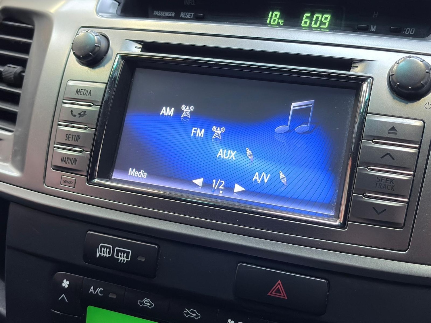 Used Toyota Hilux 2016 for sale - 78127702: Photo 39