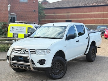 Used Mitsubishi L200 2014 for sale - 76071918: Photo