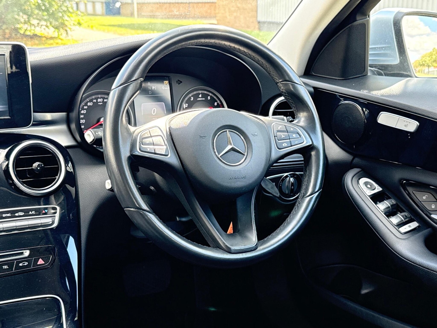 Used Mercedes-Benz C Class 2016 for sale - 76441105: Photo 18