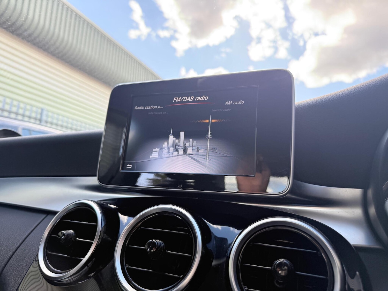 Used Mercedes-Benz C Class 2016 for sale - 76441105: Photo 21