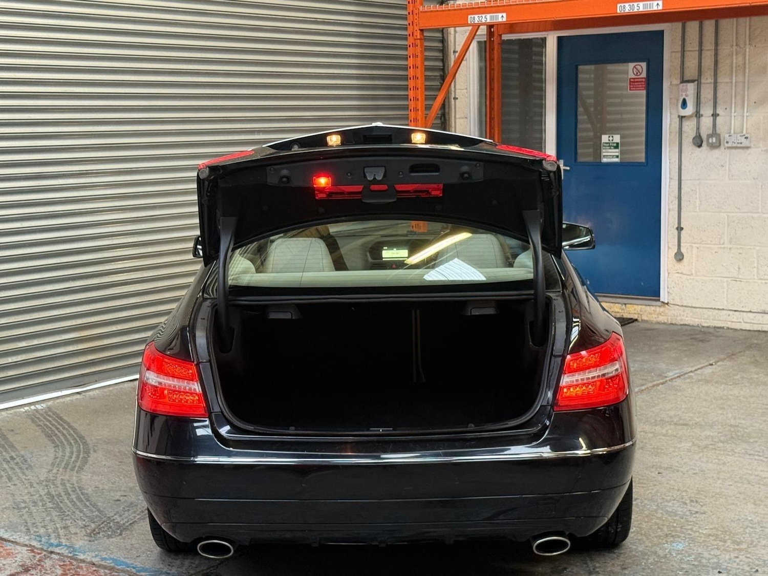 Used Mercedes-Benz E Class for sale - 77754345: Photo 12