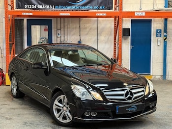Used Mercedes-Benz E Class 2010 for sale - 77754345: Photo