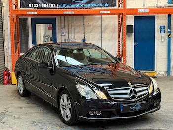 Used Mercedes-Benz E Class 2010 for sale - 77754345: Photo