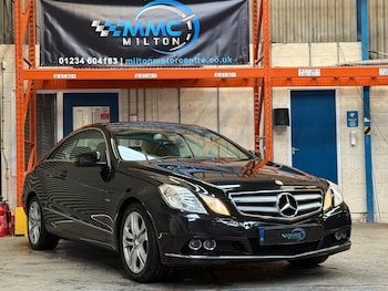 Used Mercedes-Benz E Class 2010 for sale - 77754345: Photo