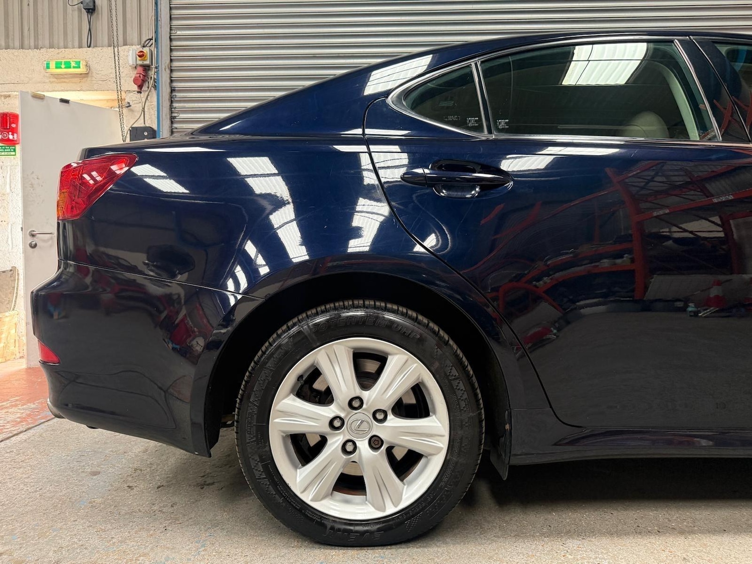 Used Lexus IS 2006 for sale - 77883103: Photo 18