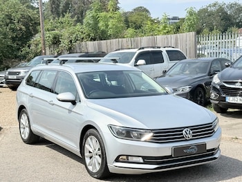 Used Volkswagen Passat 2016 for sale - 75564199: Photo