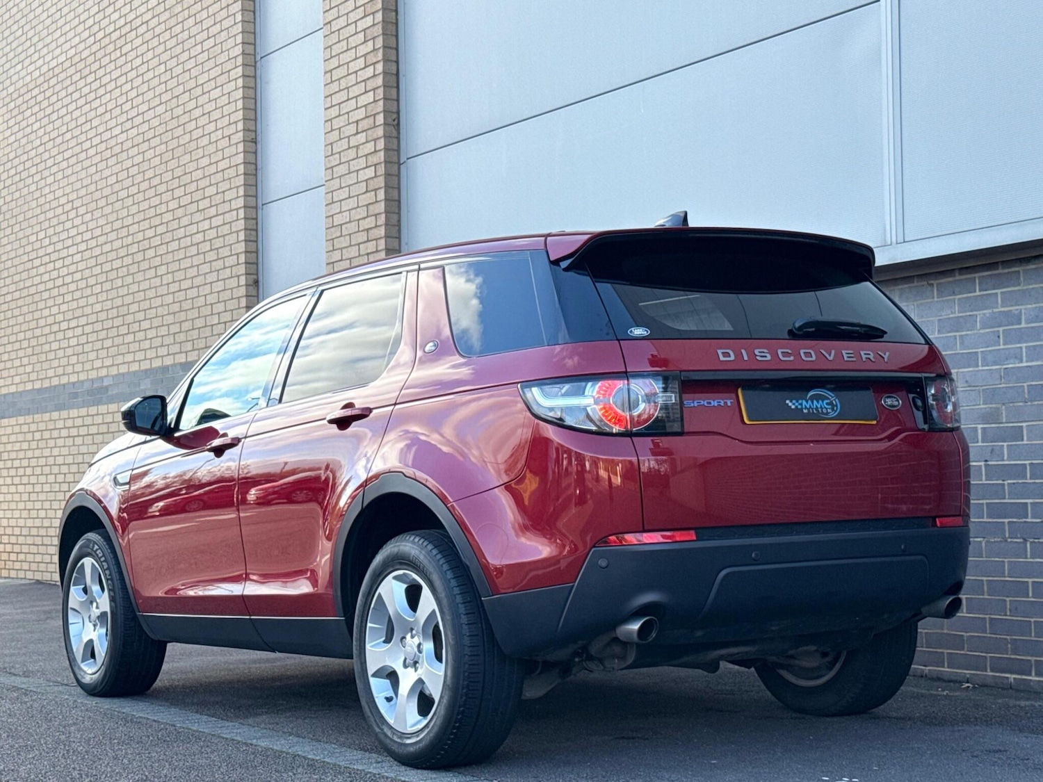 Used Land Rover Discovery Sport 2017 for sale - 76521552: Photo 13