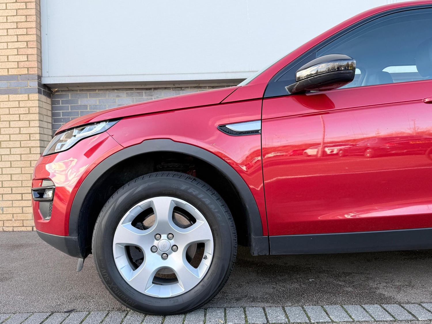 Used Land Rover Discovery Sport 2017 for sale - 76521552: Photo 19