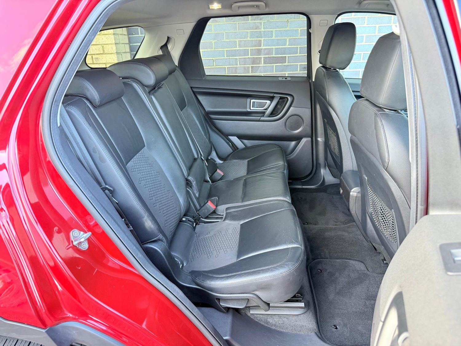 Used Land Rover Discovery Sport 2017 for sale - 76521552: Photo 24