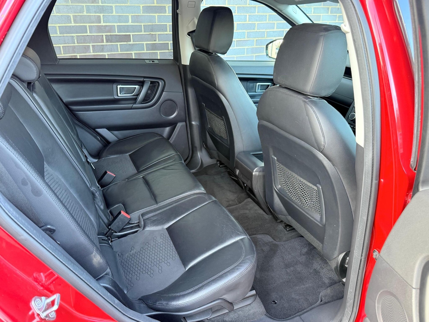 Used Land Rover Discovery Sport 2017 for sale - 76521552: Photo 25