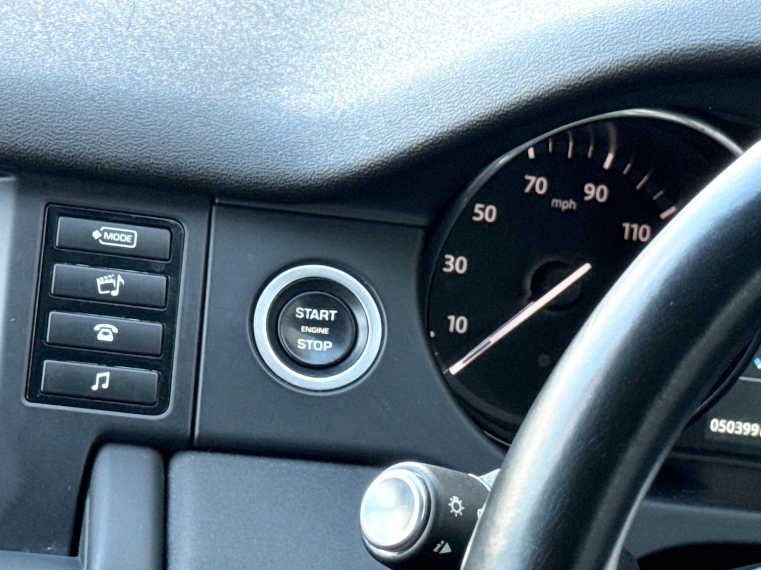 Used Land Rover Discovery Sport 2017 for sale - 76521552: Photo 40