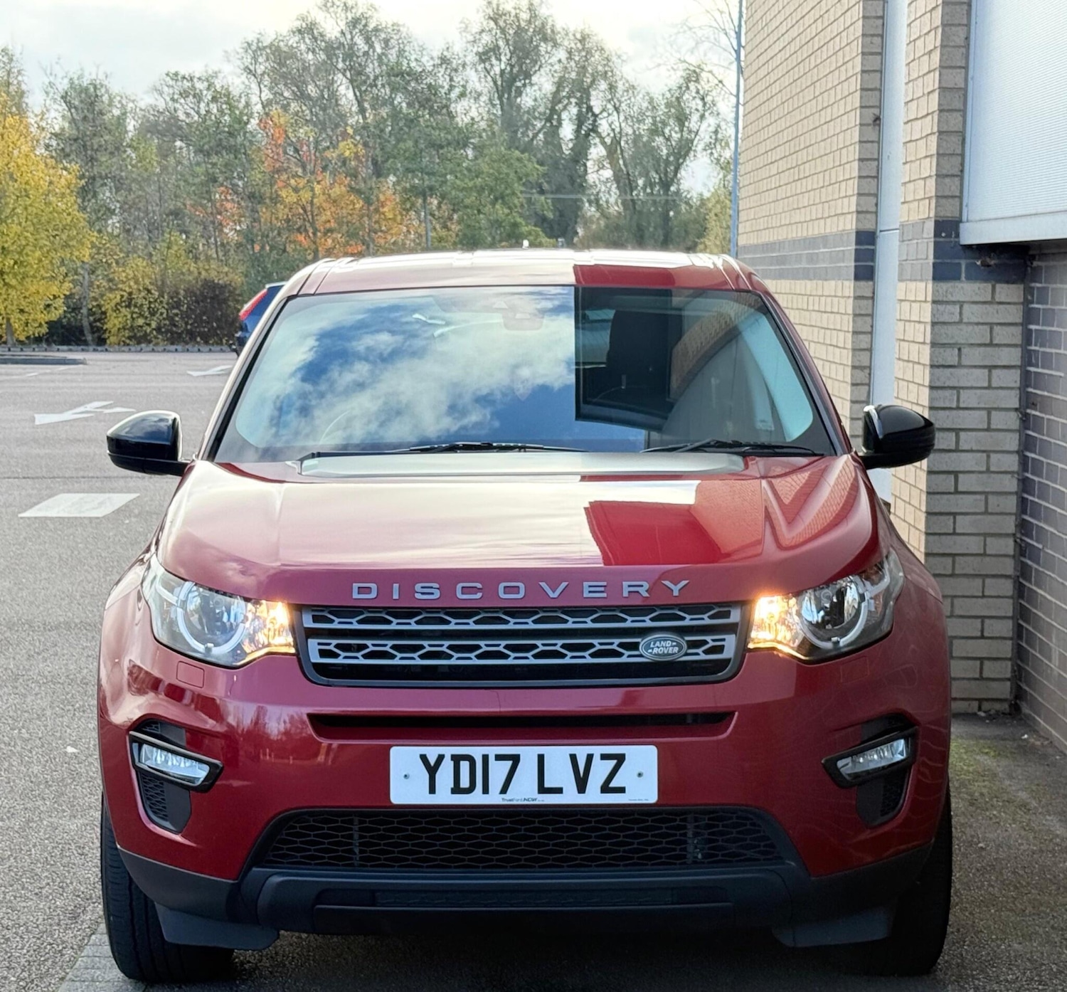 Used Land Rover Discovery Sport 2017 for sale - 76521552: Photo 6