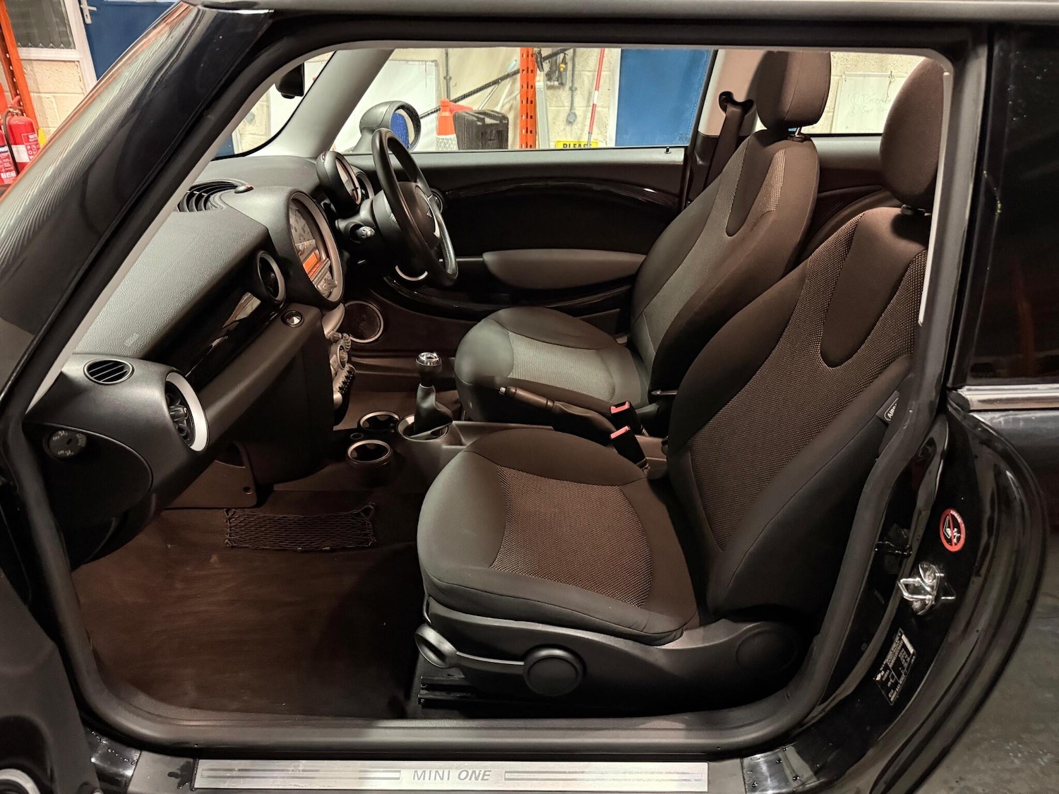 Used MINI Hatch 2009 for sale - 76976143: Photo 13