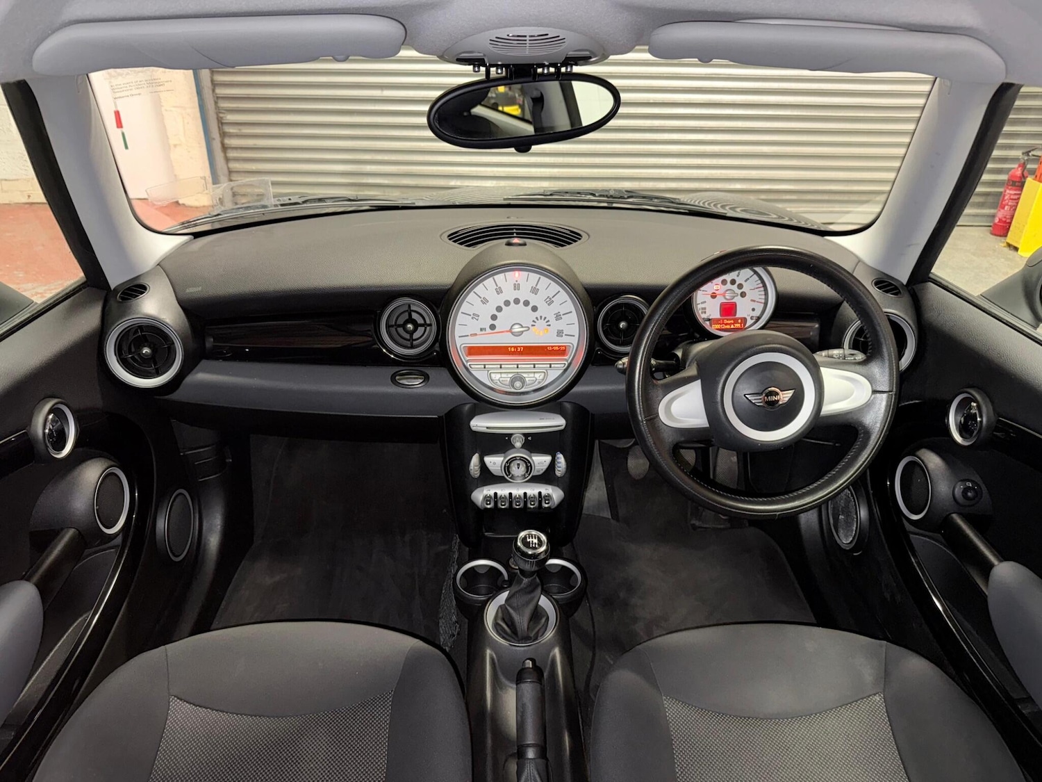 Used MINI Hatch 2009 for sale - 76976143: Photo 16