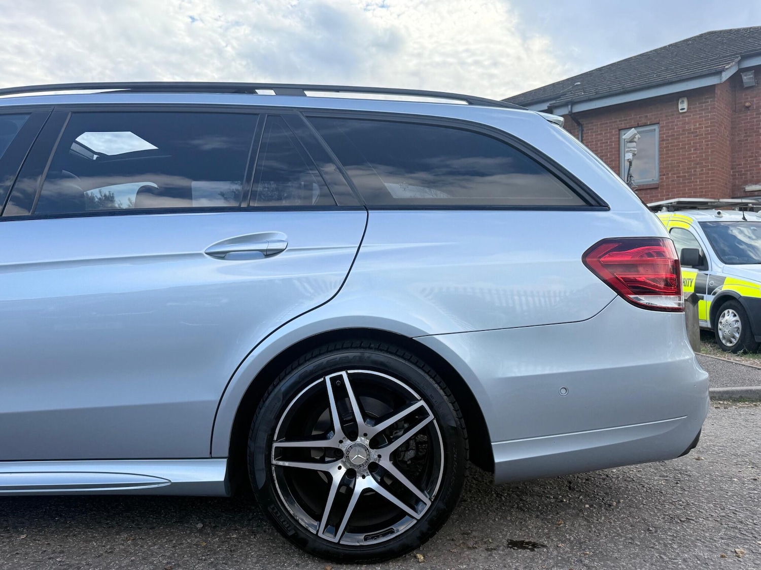 Used Mercedes-Benz E Class 2015 for sale - 77120867: Photo 18