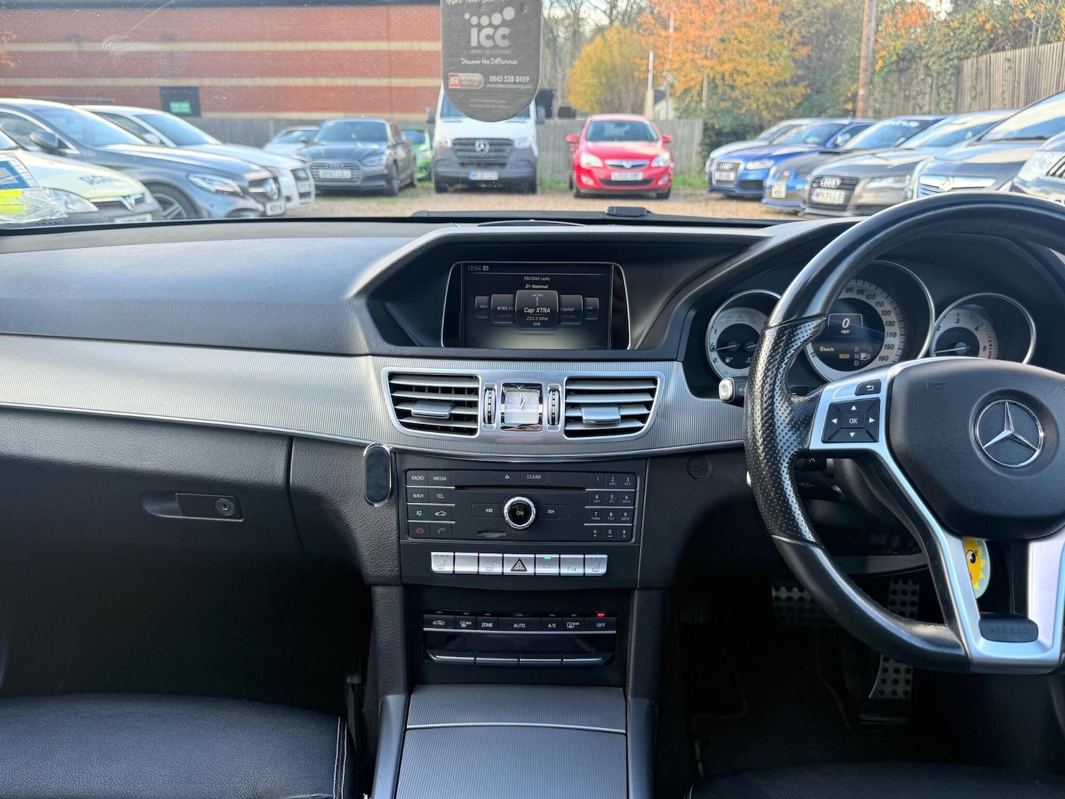 Used Mercedes-Benz E Class 2015 for sale - 77120867: Photo 34