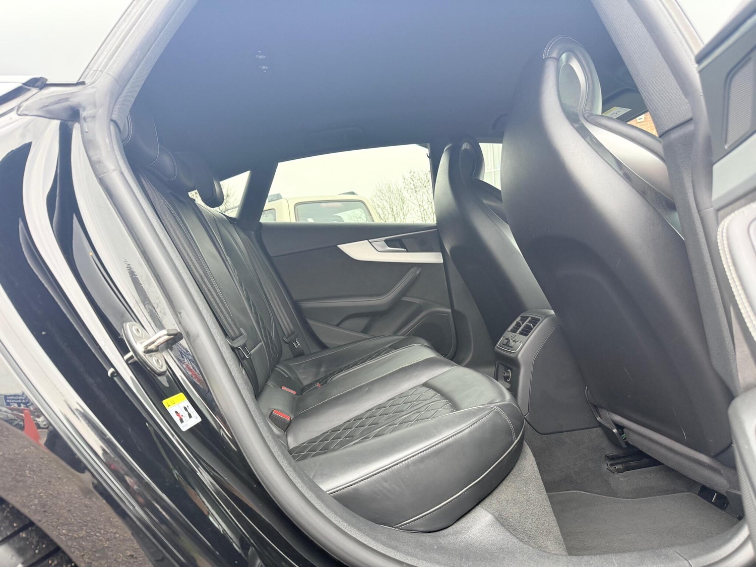 Used Audi S5 for sale - 76728299: Photo 26